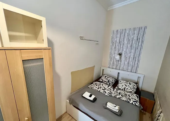 Jazzy Vibes Parliament Rooms And Ensuites