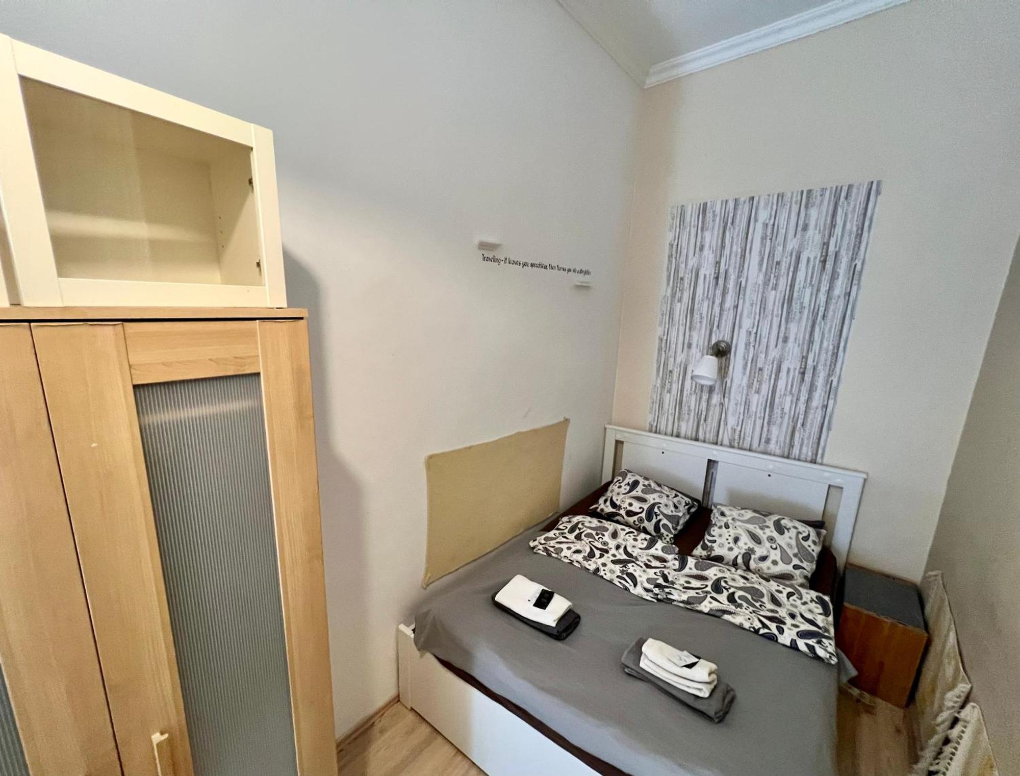 Jazzy Vibes Parliament And Ensuites 3* Budapest