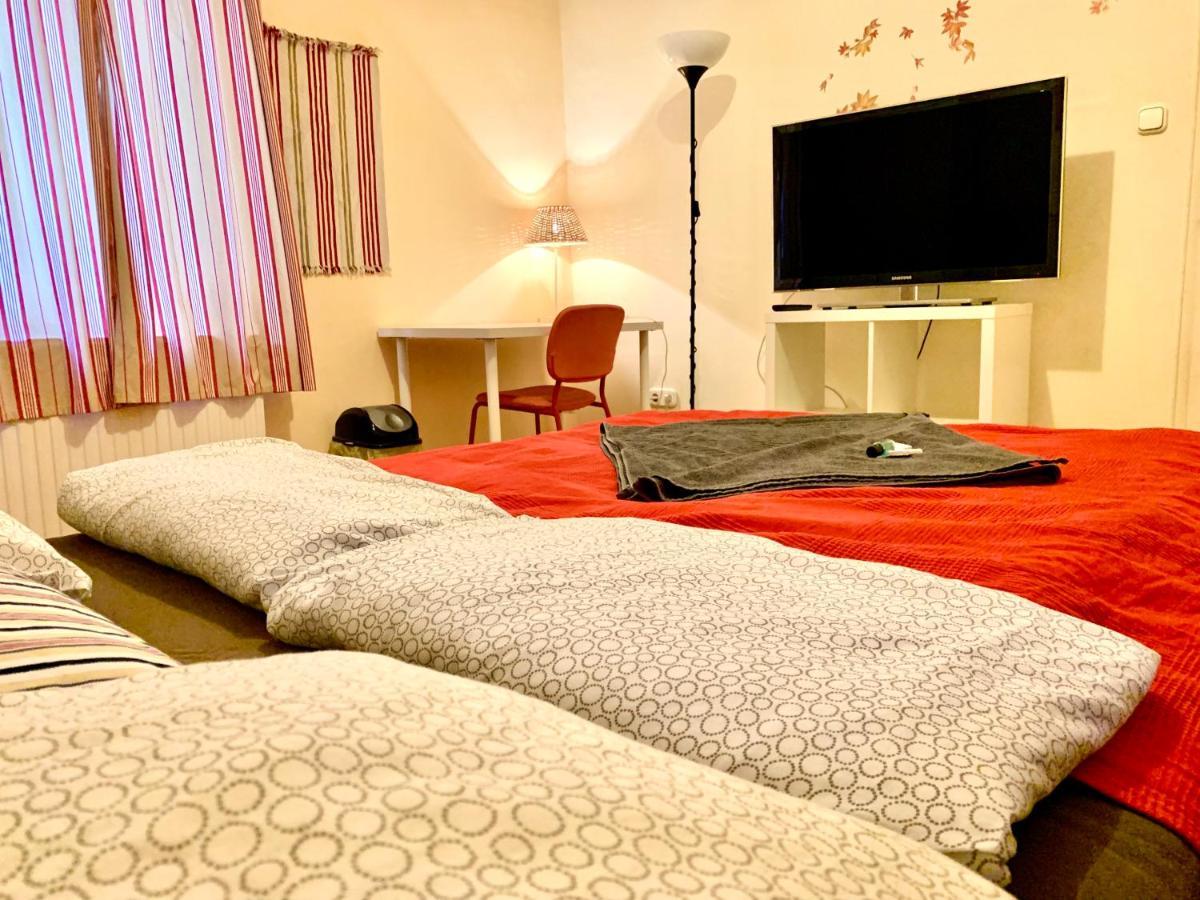 Jazzy Vibes Parliament And Ensuites 3* Budapeszt