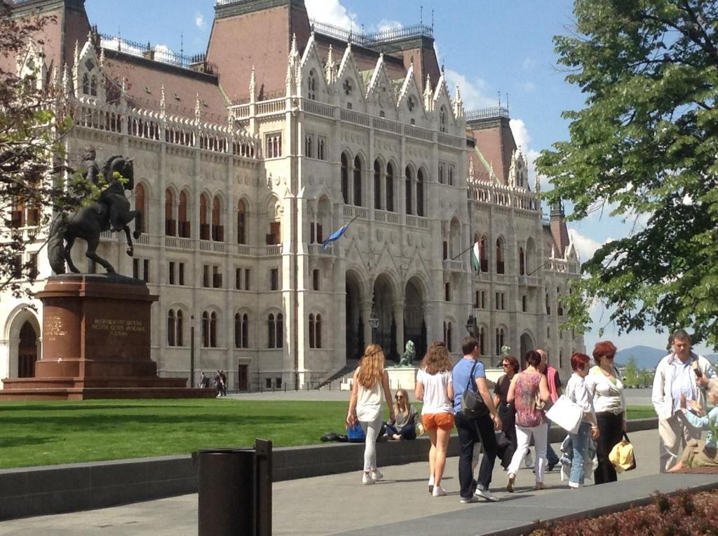 Jazzy Vibes Parliament And Ensuites Budapeszt